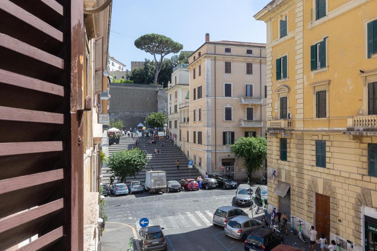 Vatican Museum By Rental In Rome Exterior photo